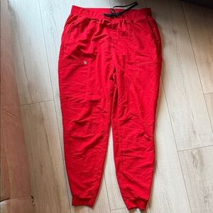Fabletics Women’s Red Scrub Jogger Pants